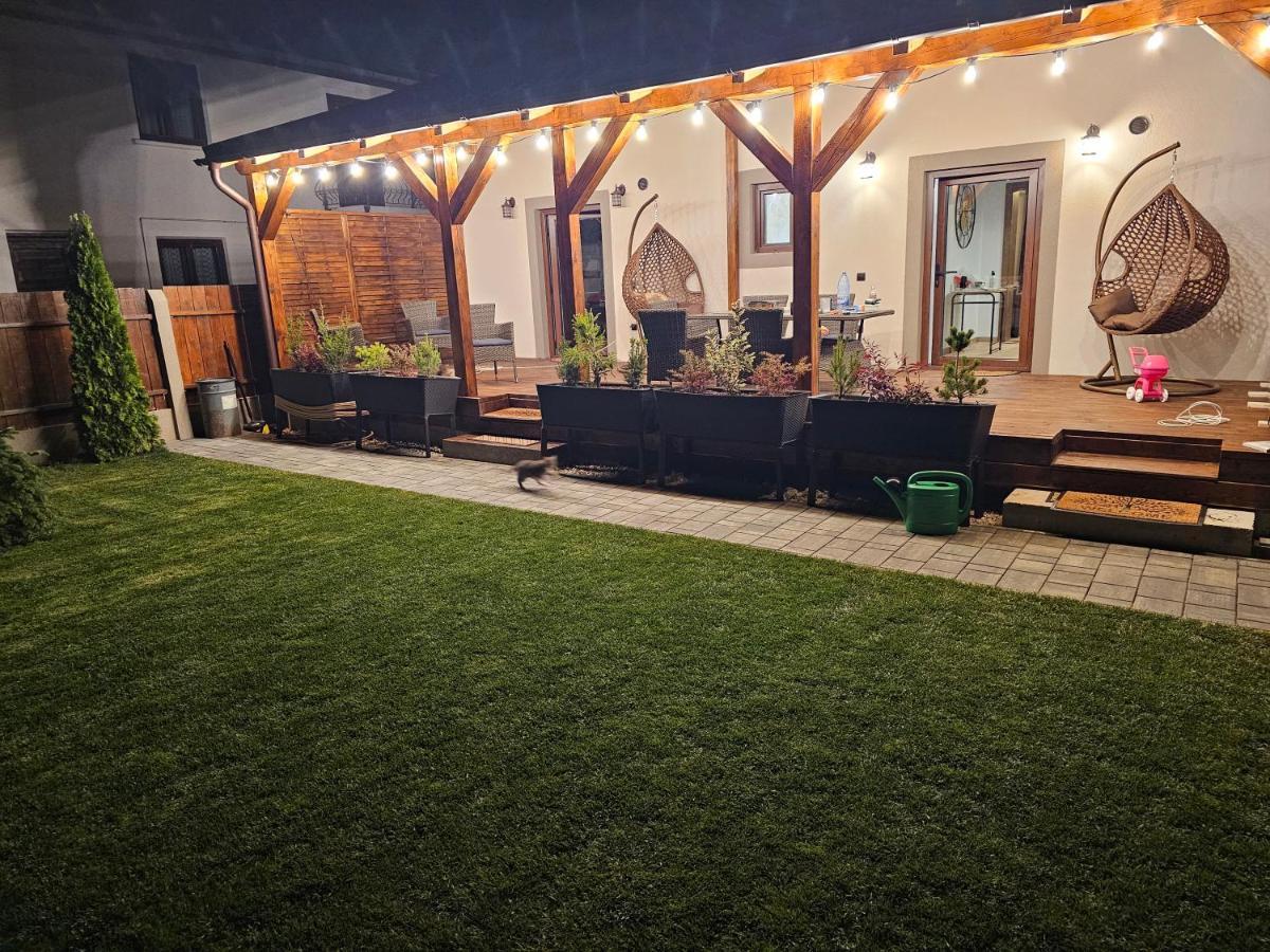 Arbor Inn 브라쇼브 외부 사진